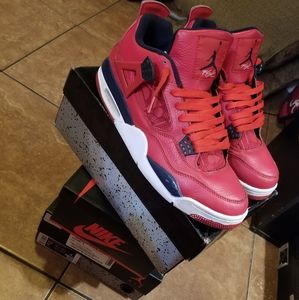 Air Jordan 4s "FIBA" (DS)